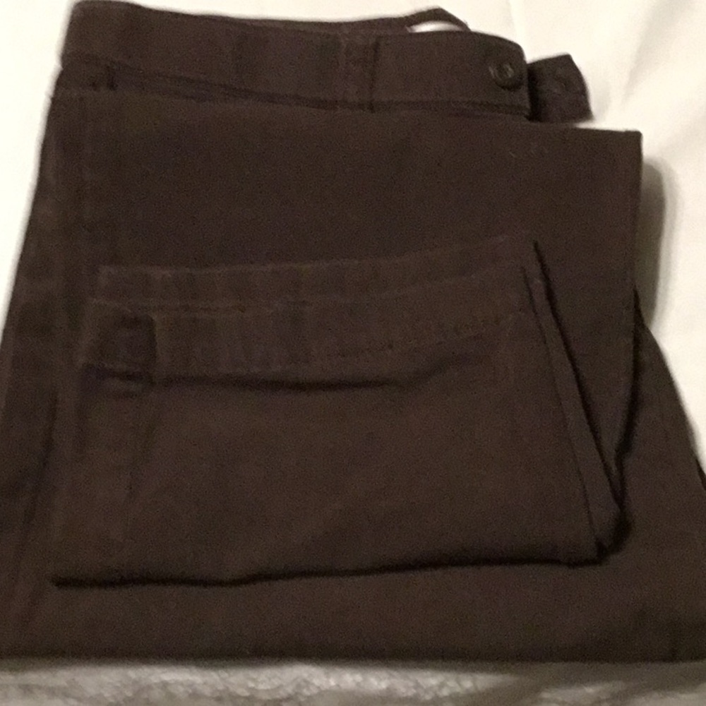 Christopher & banks brown light weight 2 pockets in the front size 10S pants